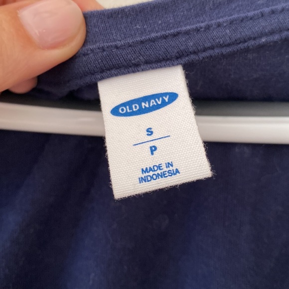 Navy top - Picture 2 of 3